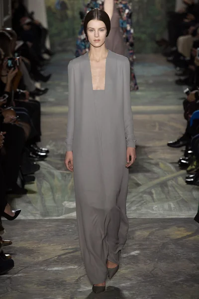 Look 9